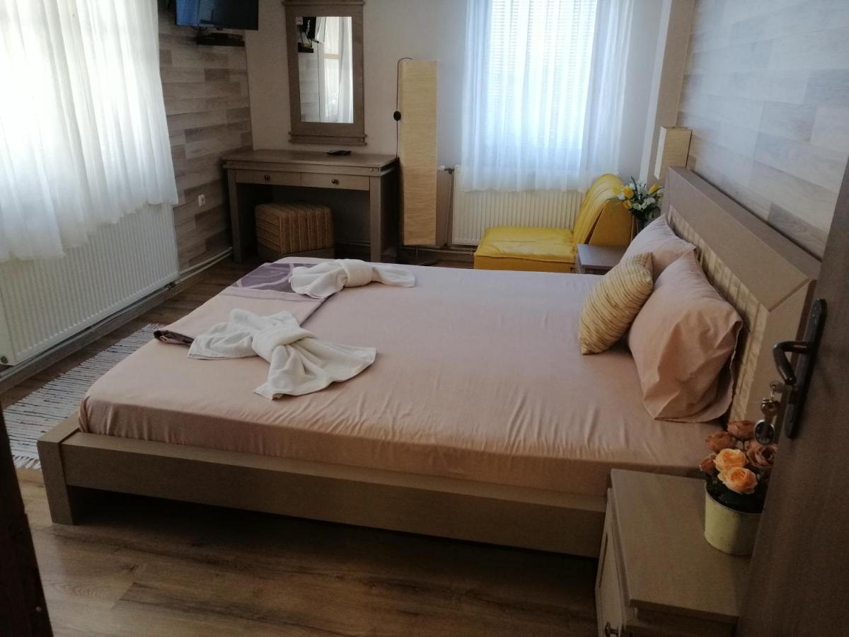 Guest House Juja Nesebar Exteriör bild